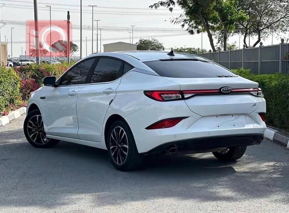 JAC J7